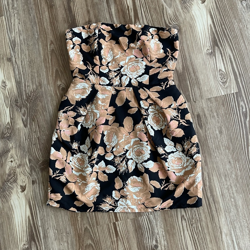 Strapless Mini Floral Dress with Pockets